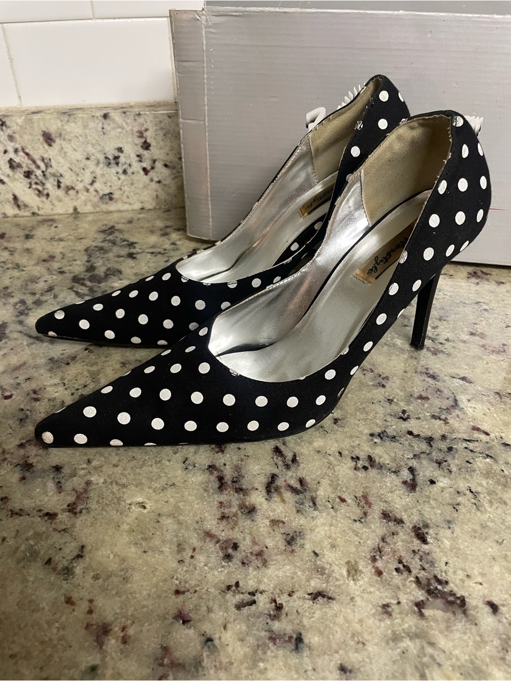 Vintage Polka Dot Pointed Toe Heels Women's Dress Pumps fabric finish size 10
